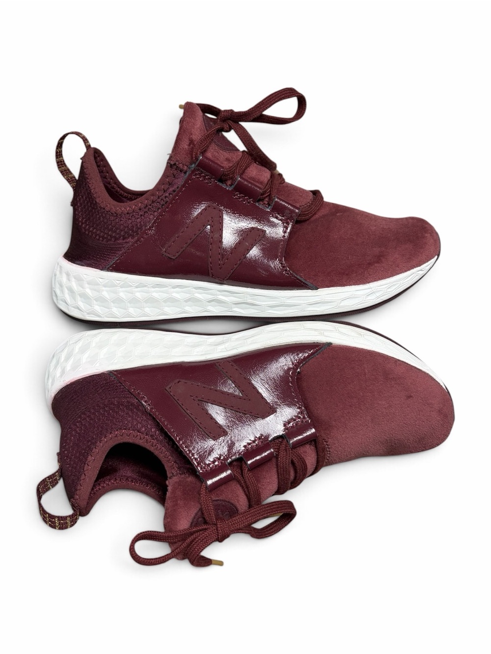 New Balance Fresh Foam Cruz Burgundy Velvet Sneakers Women’s 6.5 Gold Accents